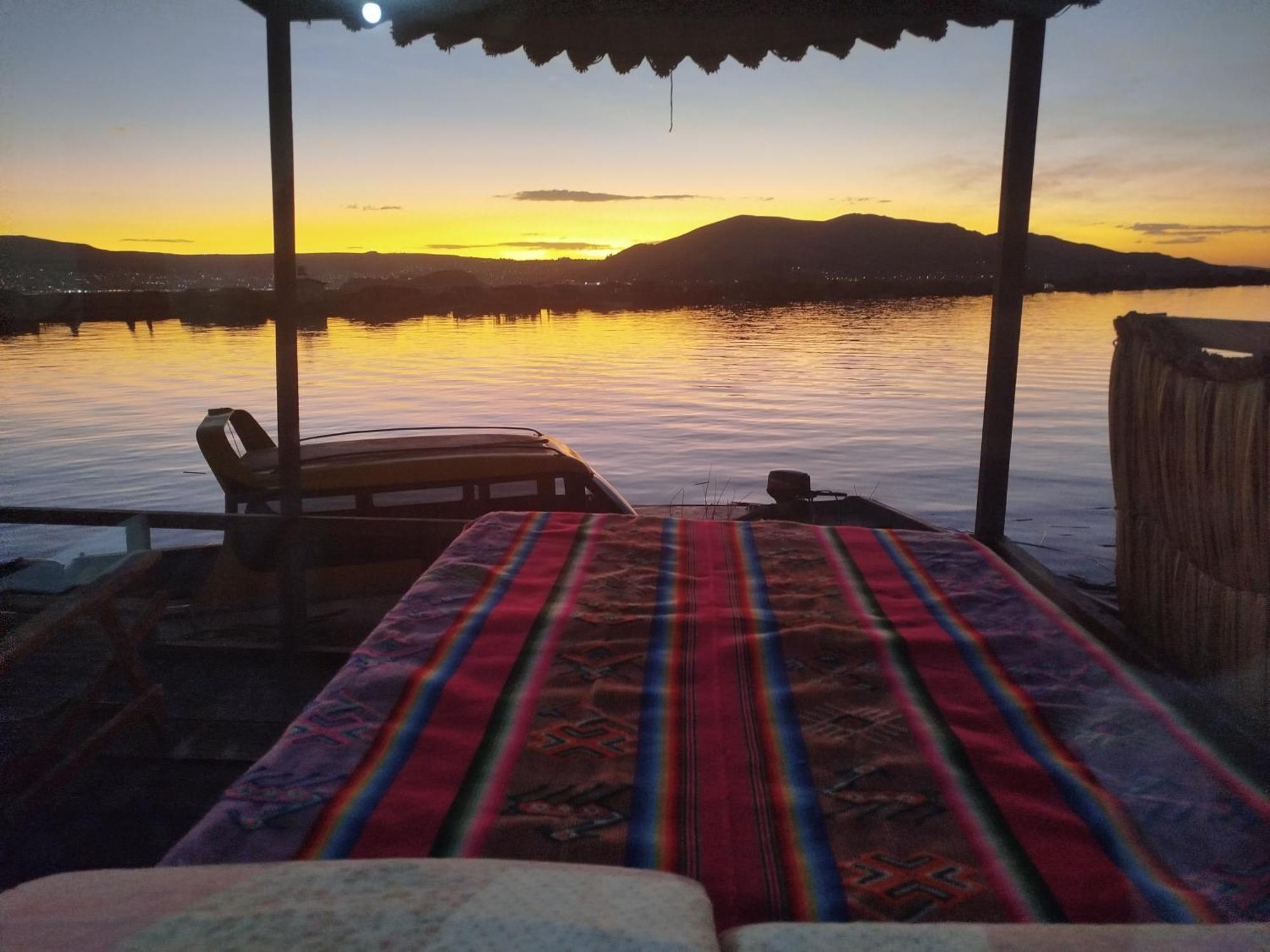 Uros Utasa Lodge Puno Exterior foto